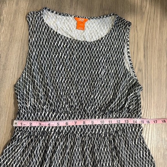 Joe Fresh Sleeveless Fit Flare Dress Black White Geometric Print Sz M Classic - Picture 6 of 8